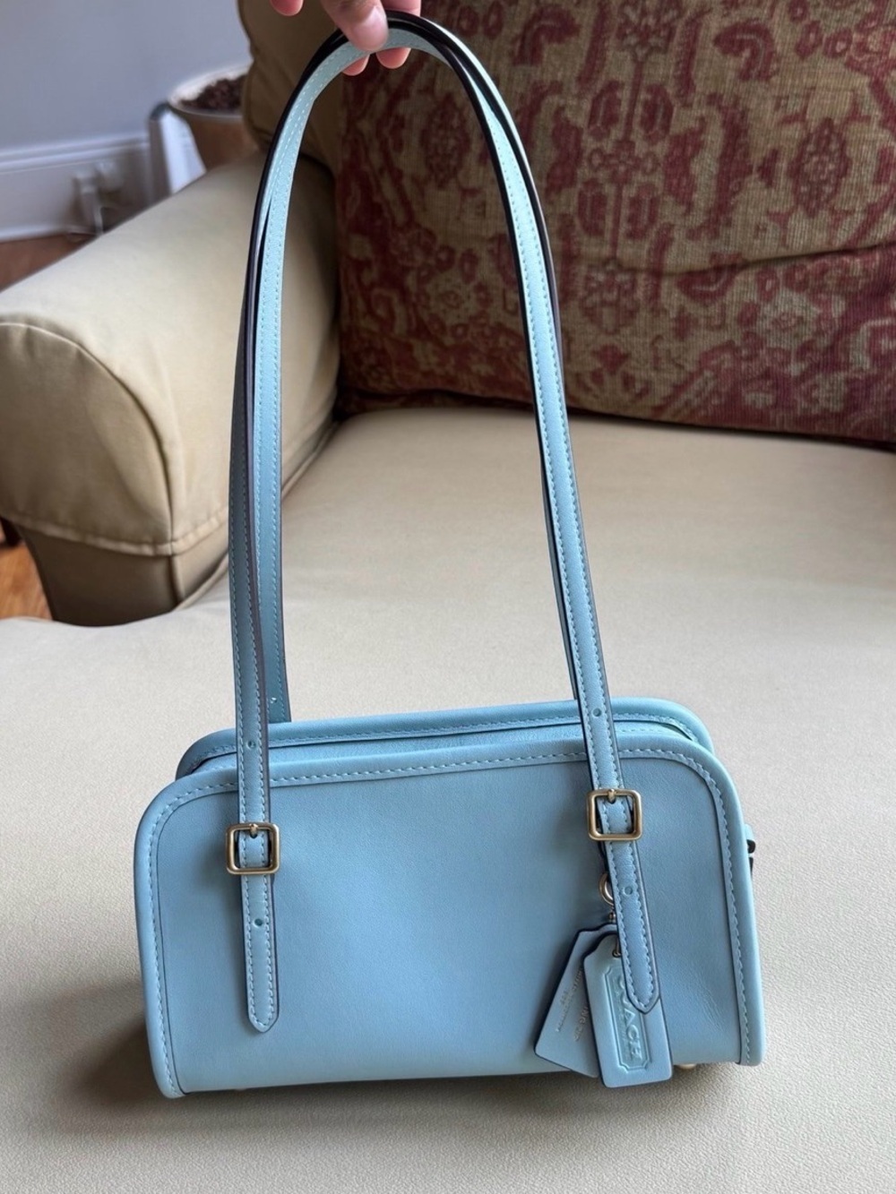 Coach Swing Zip 20 Light Blue Leather Shoulder Bag